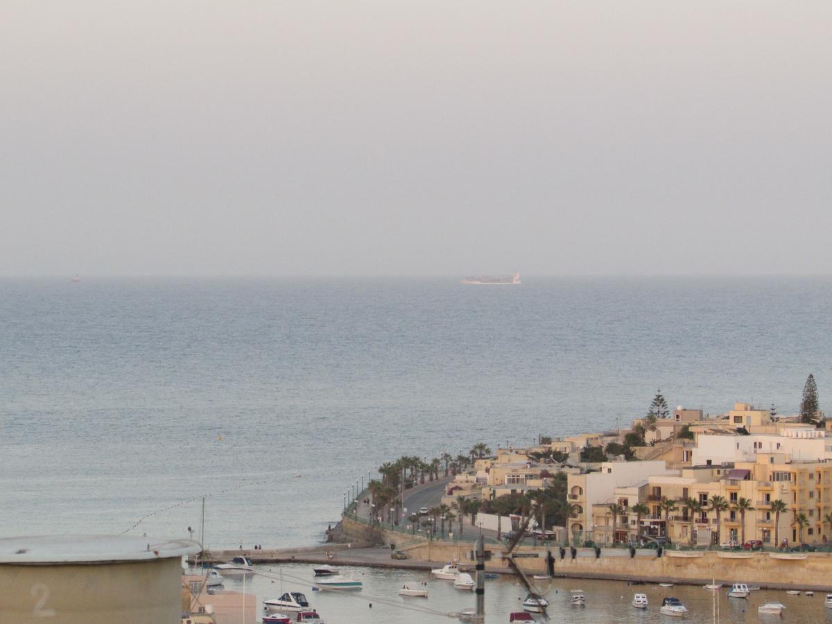 Апартаменти Panoramic Penthouse In Marsascala Which Enjoys Sea And Country Views Марсаскала Екстер'єр фото