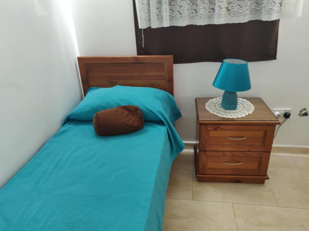Апартаменти Panoramic Penthouse In Marsascala Which Enjoys Sea And Country Views Марсаскала Екстер'єр фото
