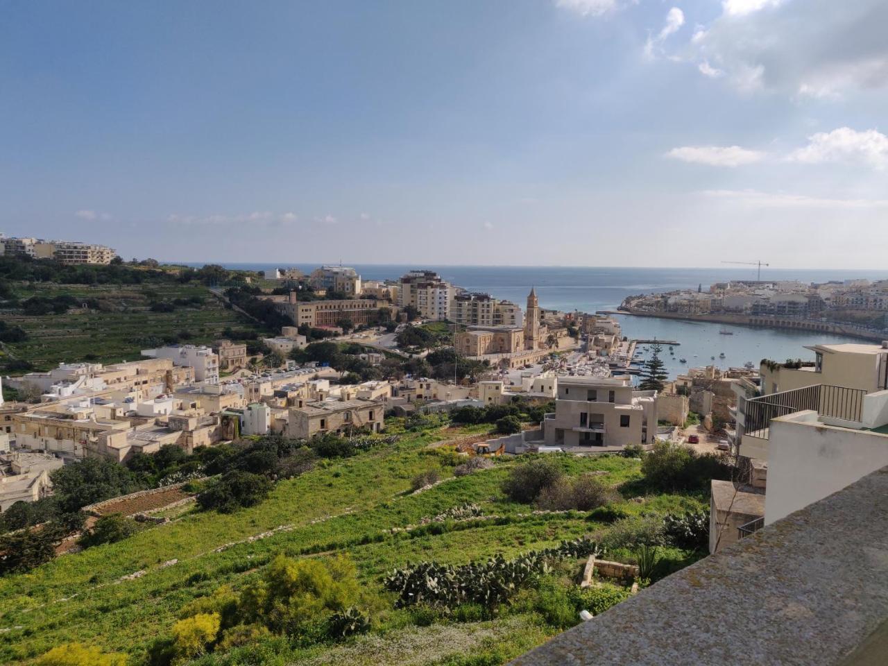 Апартаменти Panoramic Penthouse In Marsascala Which Enjoys Sea And Country Views Марсаскала Екстер'єр фото